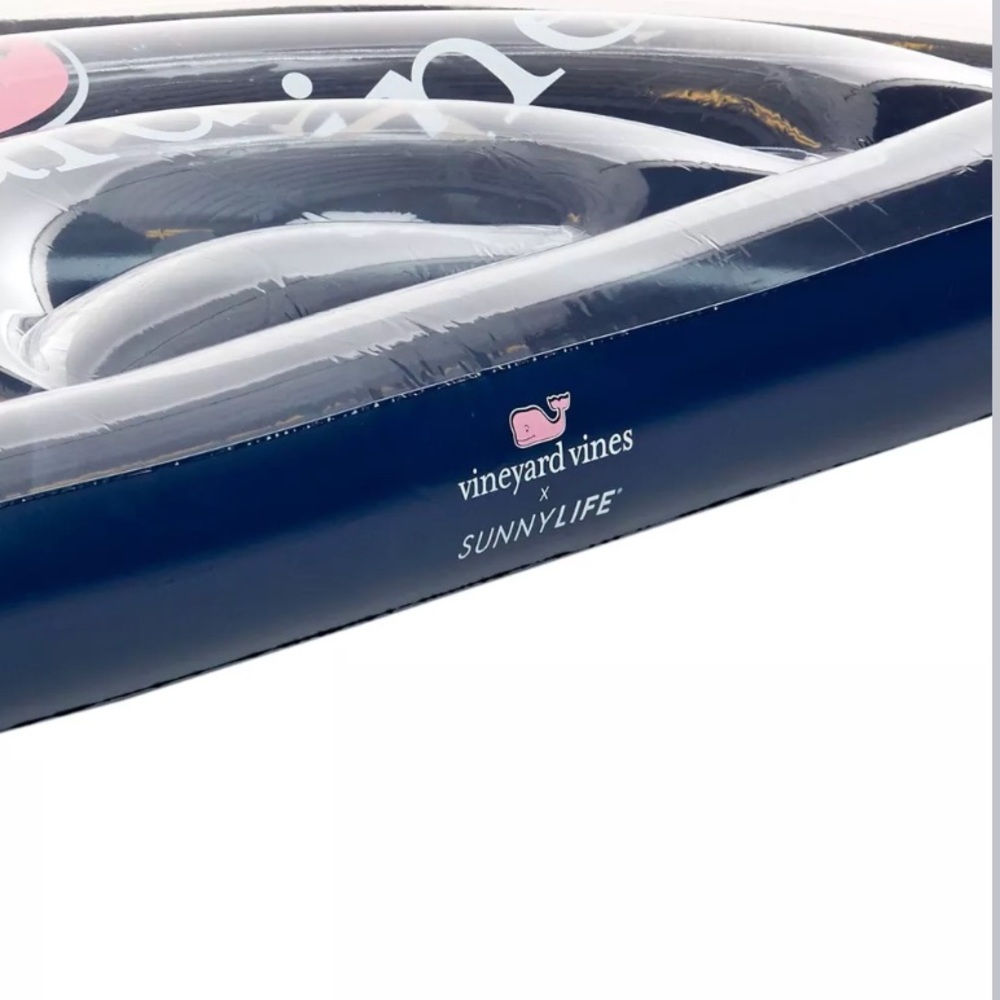 ❗️LAST ONE❗️vineyard vines x Sunnylife float NIB - Picture 2 of 5